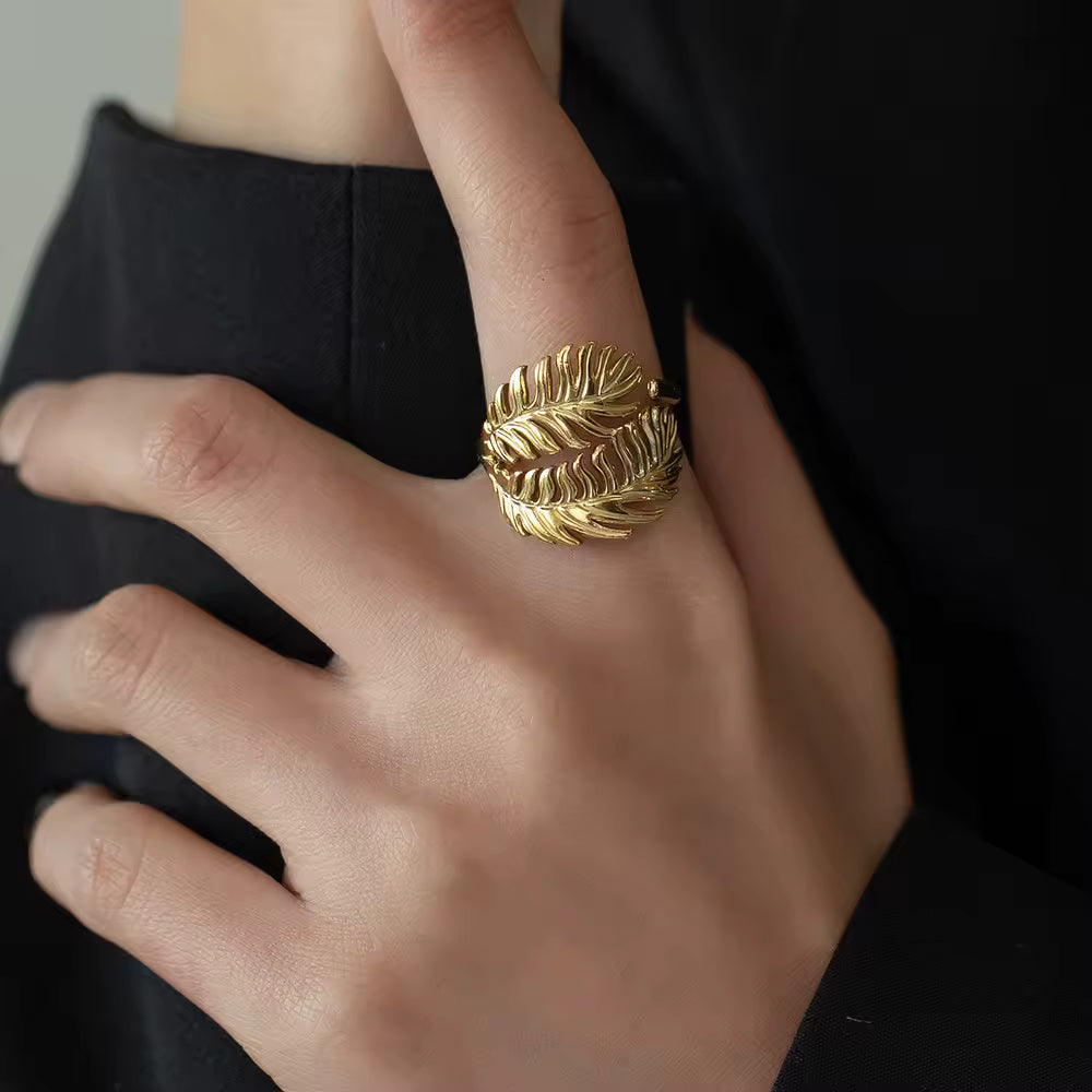 "GONA" HevGin Ring